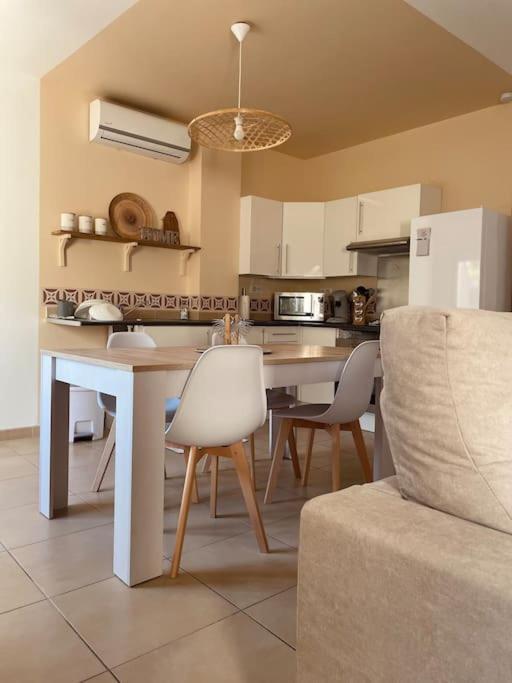 Appartamento T2 Refait A Neuf Calme Et Agreable Narbona Esterno foto
